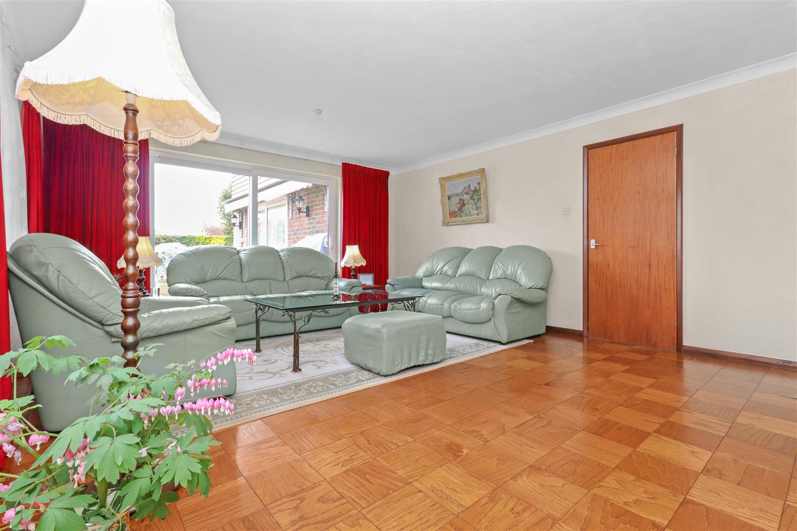 Property Details for Summerheath Road Hailsham East Sussex BN27 3DR